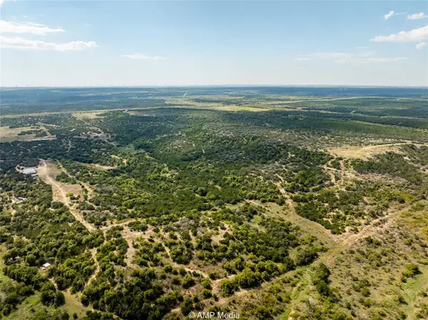 1982 CR 351, Merkel, TX 79536