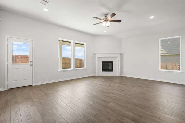 6929 Night Owl Lane, Fort Worth, TX 76036