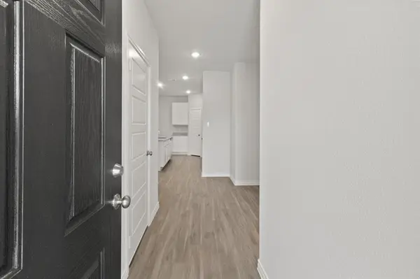 9956 Dynamics Drive, Fort Worth, TX 76131