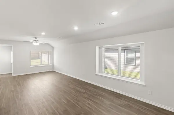 1016 Wind Drift Way, Fort Worth, TX 76131