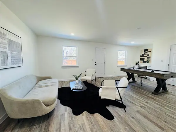 6329 E Lovers Lane, Dallas, TX 75214