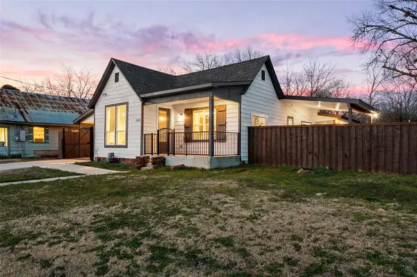 1510 S Lindsay, Gainesville, TX 76240