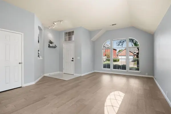 3013 Peppercorn Drive, Euless, TX 76039