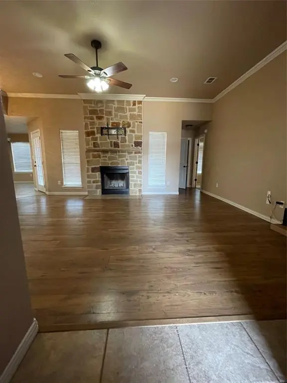 826 Healing Water Trail, Abilene, TX 79602