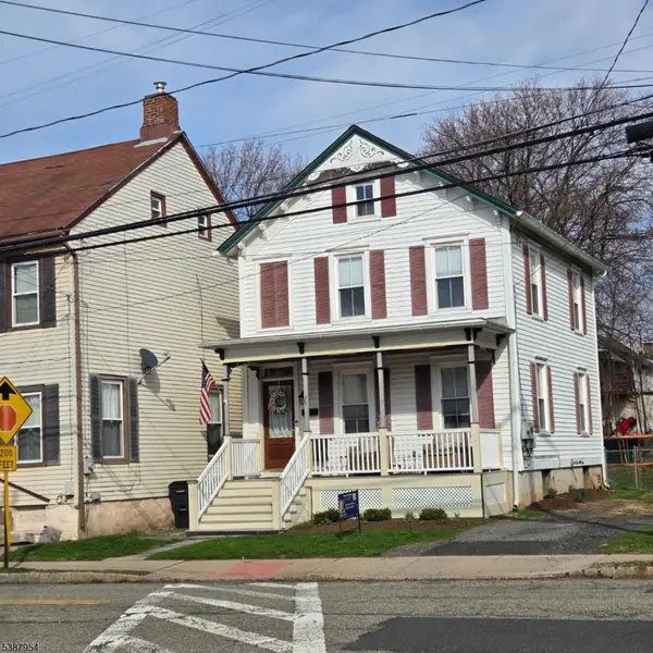 25 Park Ave, Flemington Boro, NJ 08822