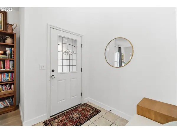 373 Camrin LOOP, Creswell, OR 97426