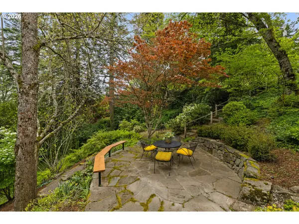 1727 SW WESTWOOD DR, Portland, OR 97239