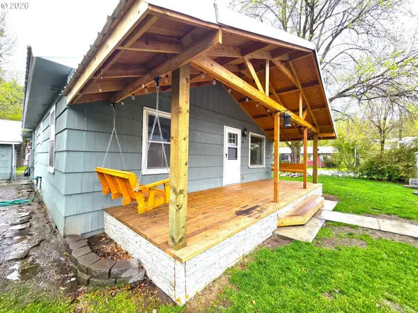 200 N HUMBOLT ST, Canyon City, OR 97820
