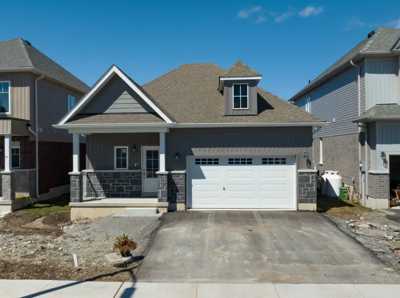 64 Hillcroft WAY, Kawartha Lakes, ON K0M 1A0