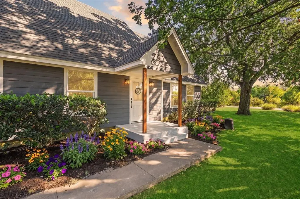 34 Cambridge Drive, Pottsboro, TX 75076