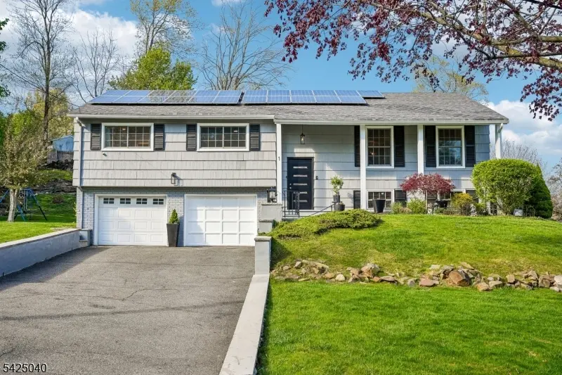 1 Rand Dr, West Orange Twp., NJ 07052