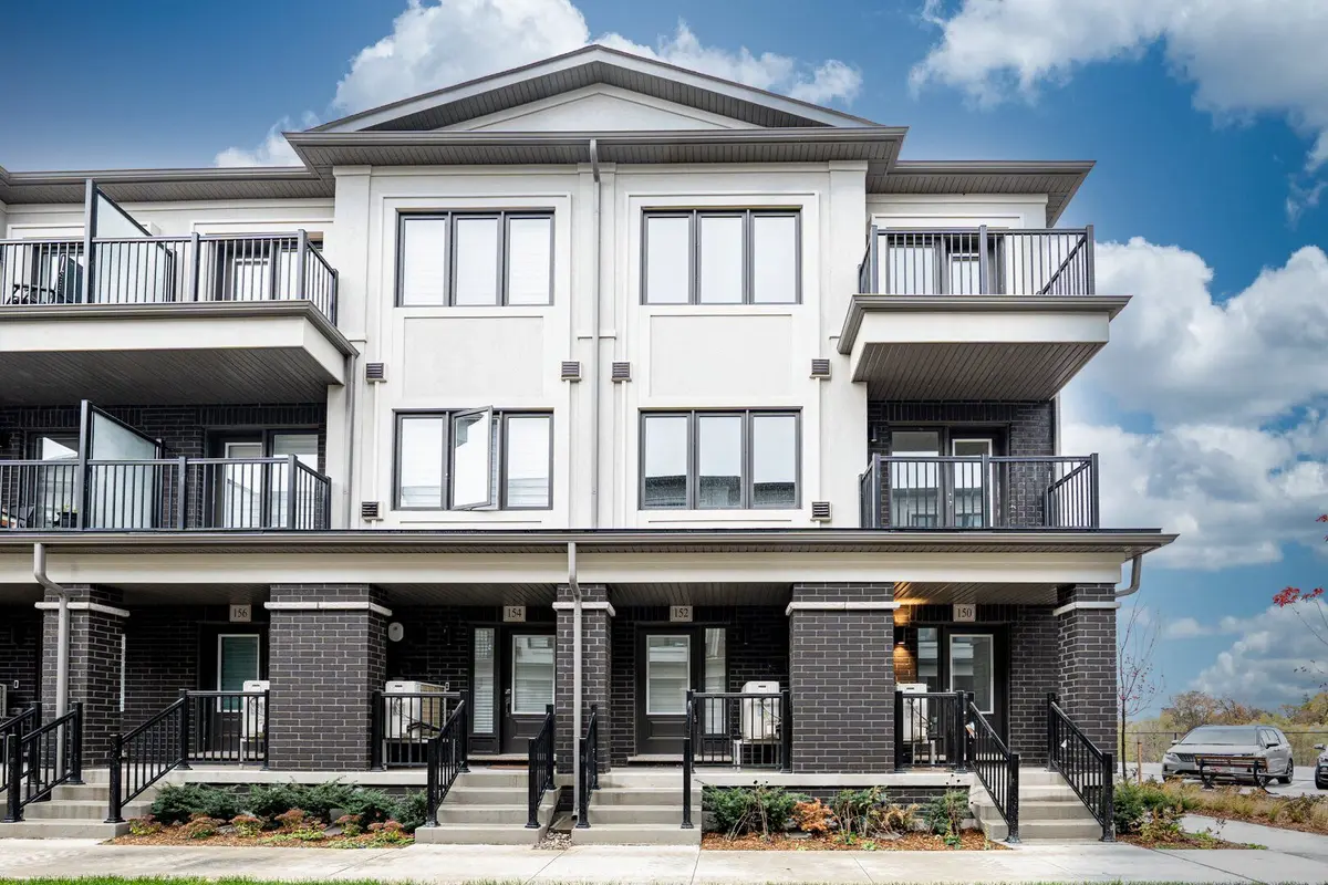 152 Matawin LN, Richmond Hill, ON L4B 0H8