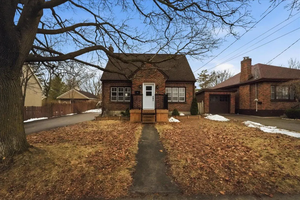 322 Dufferin AVE, Belleville, ON K8N 3X7