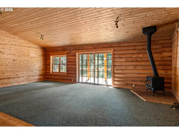 453 GLENDON RD, Kerby, OR 97531