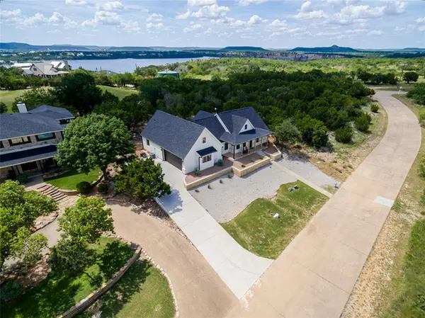 405 Oak Tree Drive, Possum Kingdom Lake, TX 76449