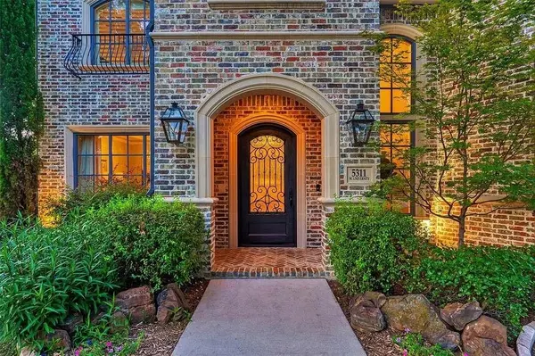 5311 W University Boulevard, Dallas, TX 75209