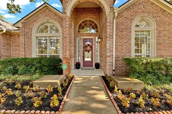 7308 Wooded Acres Trail, Mansfield, TX 76063