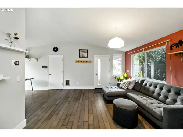 4710 SE 63RD AVE, Portland, OR 97206