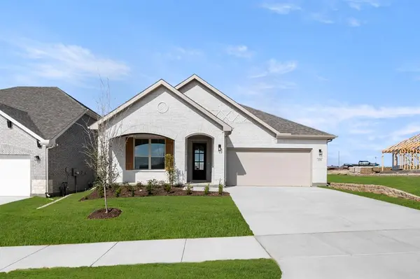 108 Morning Dew Drive, Willow Park, TX 76008