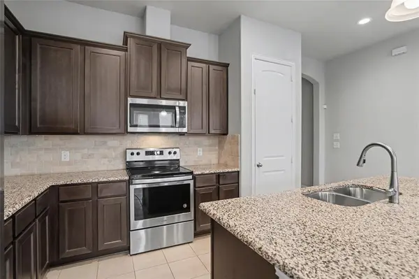 321 Lexington Avenue, Melissa, TX 75454