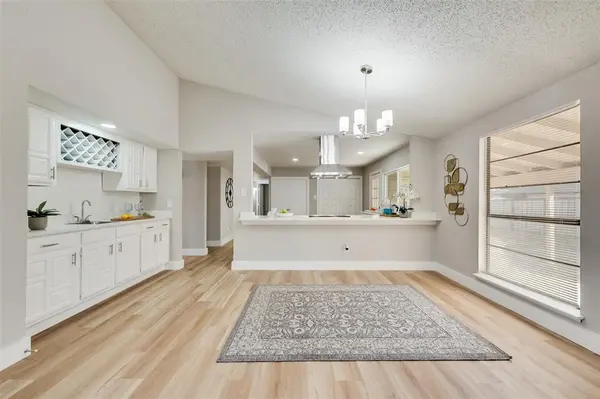 3422 Knoll Point Drive, Garland, TX 75043