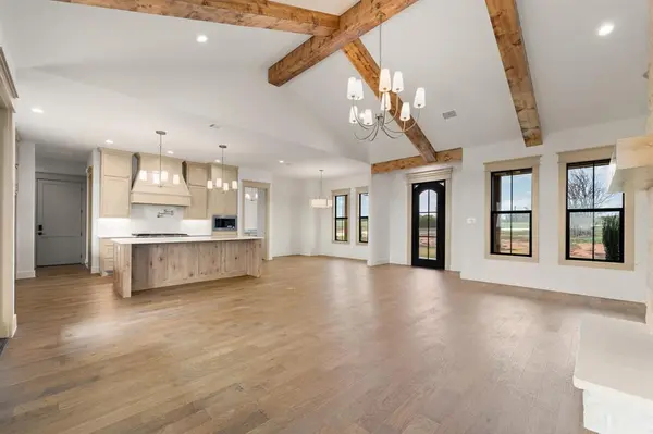 12675 W FM 4, Godley, TX 76044