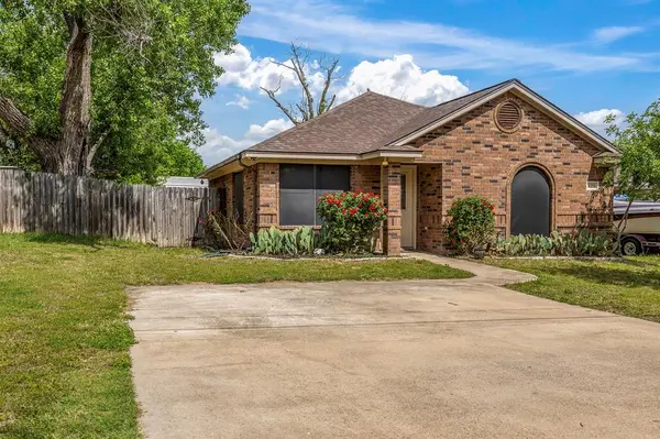 1251 W Hyman Street, Stephenville, TX 76401