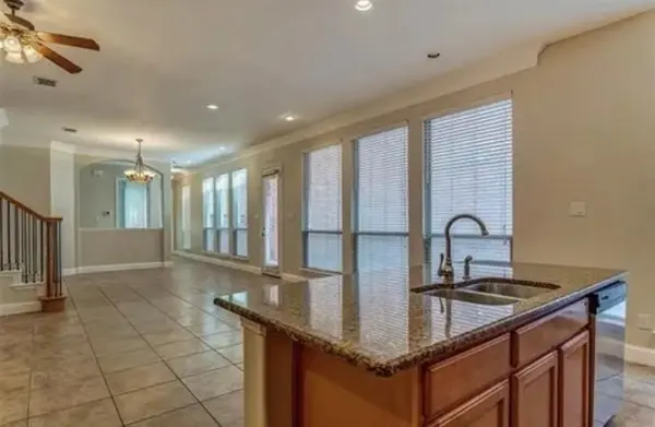 228 Wallington Way, Lewisville, TX 75067