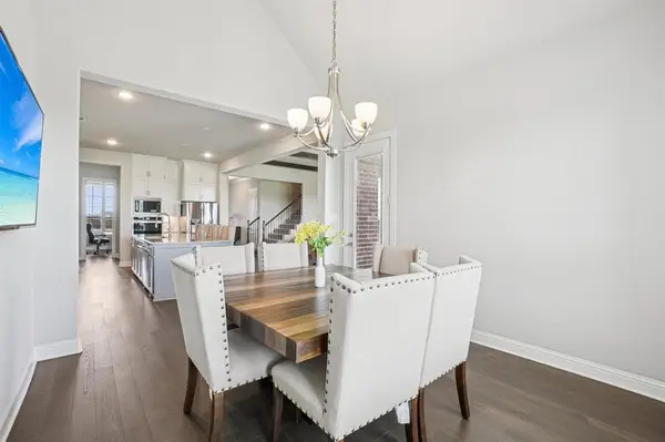 8230 Palmer Lane, Waxahachie, TX 75167