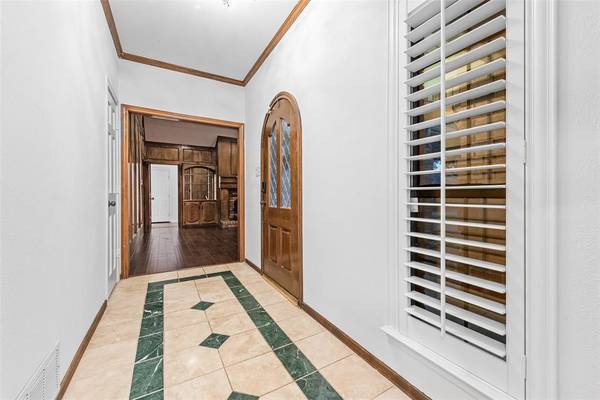 3010 Club Hill Drive, Garland, TX 75043