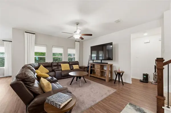 9201 Acre Meadows Lane, Arlington, TX 76002