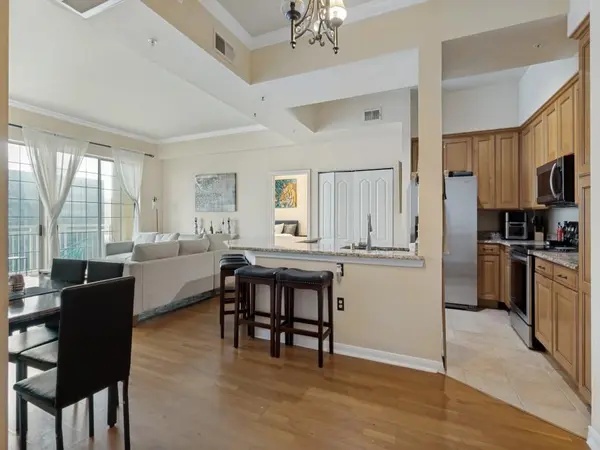 3225 Turtle Creek Boulevard #943, Dallas, TX 75219