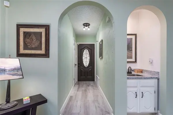 2303 Hazelwood Court, Arlington, TX 76015