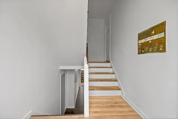 1200 Liggates RD, Lynchburg, VA 24502