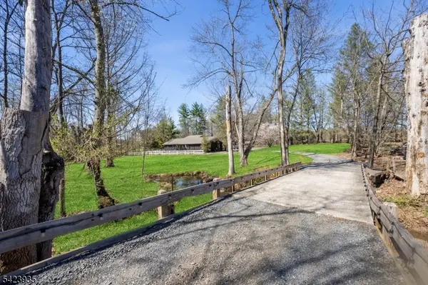 211 Mountain View Rd, Hillsborough Twp., NJ 08844