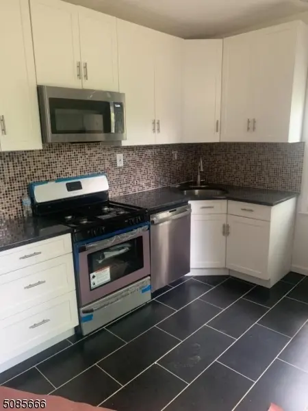 852 S 13Th St, Newark City, NJ 07108