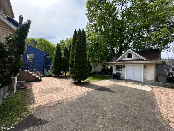 276 Madison Ave, Clifton City, NJ 07011