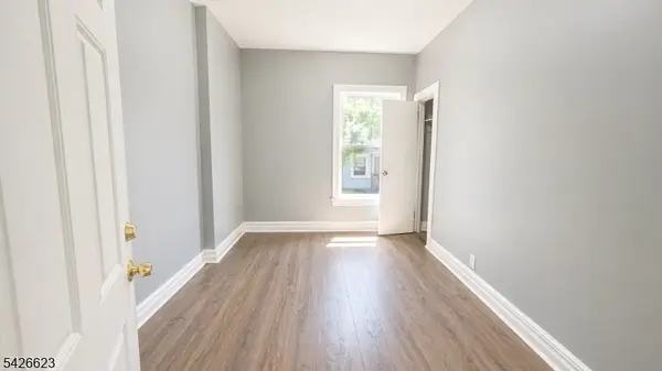 37 Blum St #1, Newark City, NJ 07103