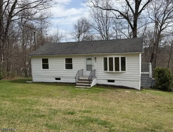 9 Fern Ct, Wantage Twp., NJ 07461