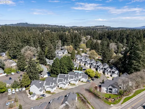 5225 JEAN RD #205, Lake Oswego, OR 97035