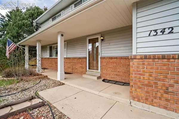 1342 York RD, Colorado Springs, CO 80918