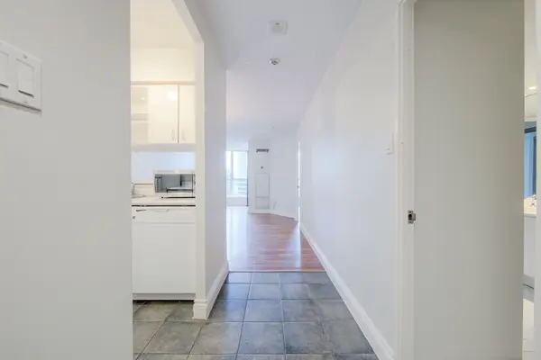 44 St Joseph ST #1907, Toronto C01, ON M4Y 2W4