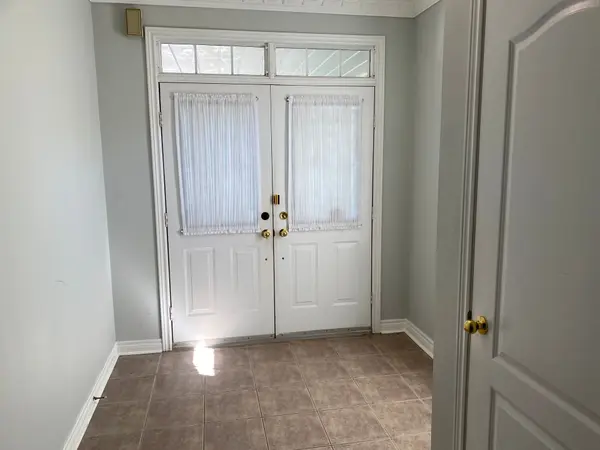 87 Estate Garden DR, Richmond Hill, ON L4E 3V6