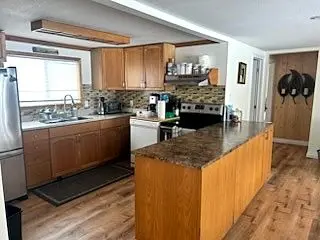 45 Heda DR, Tiny, ON L9M 0B3