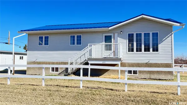 215 Lonsdale STREET, Maple Creek, SK S0N 1N0