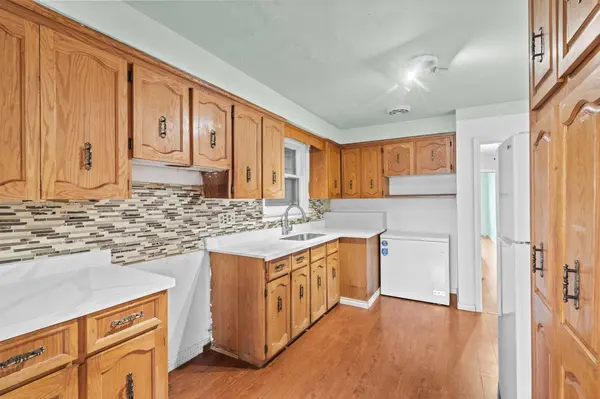 167 Jeffcoat DR, Toronto W10, ON M9W 3C4