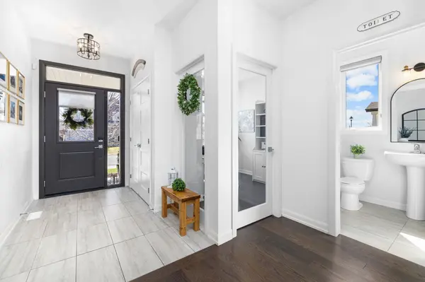 93 Morris ST, Carleton Place, ON K7C 0E8