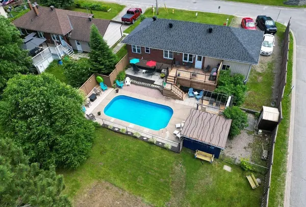 99 Maple ST, Bancroft, ON K0L 1C0