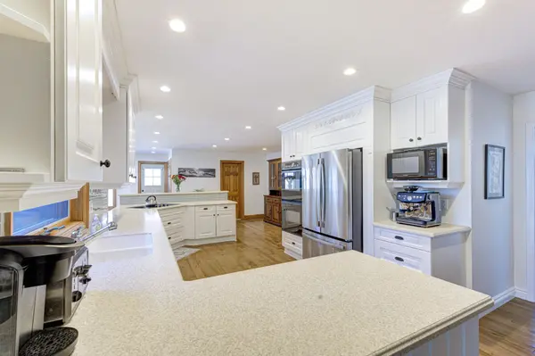 6110 Tenth Line, Erin, ON N0B 1T0