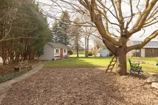 465 Boyne AVE E, North Perth, ON N4W 3K5